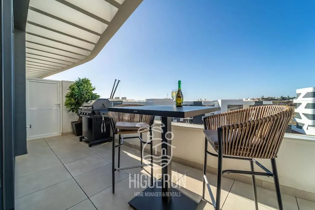 Higueronrentals Twin Apartments Málaga 0*,